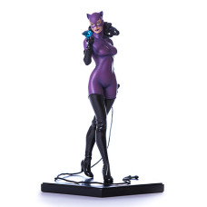 Фигурка Женщина-Кошка Селина Кайл на основе концепта Айвана Рейса 